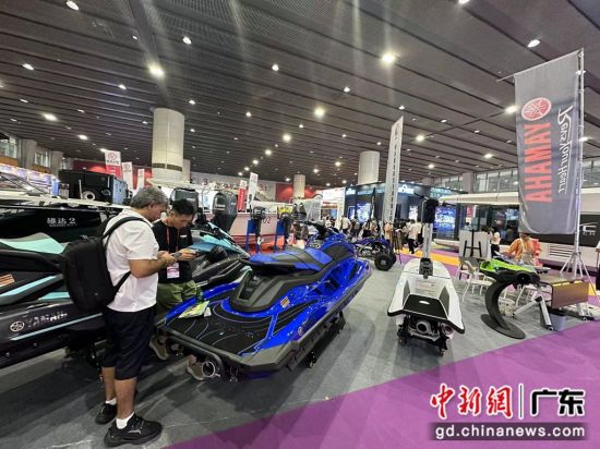 2024亞洲游艇展在廣交會(huì)展館開幕。程景偉 攝